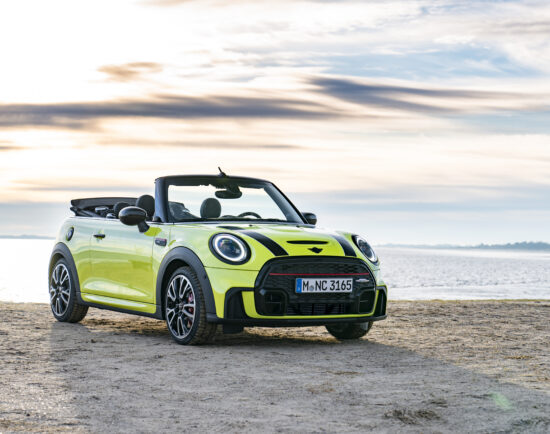P90413656_highRes_the-mini-john-cooper