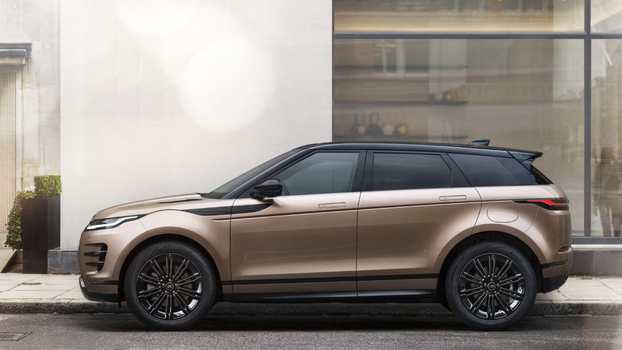 Im Modelljahr 24 präsentiert sich der Range Rover Evoque mehr denn